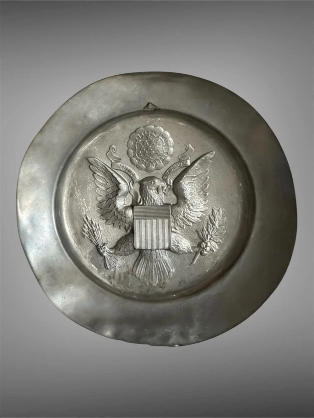 ROYAL HOLLAND EAGLE QUARTER PEWTER PLATE